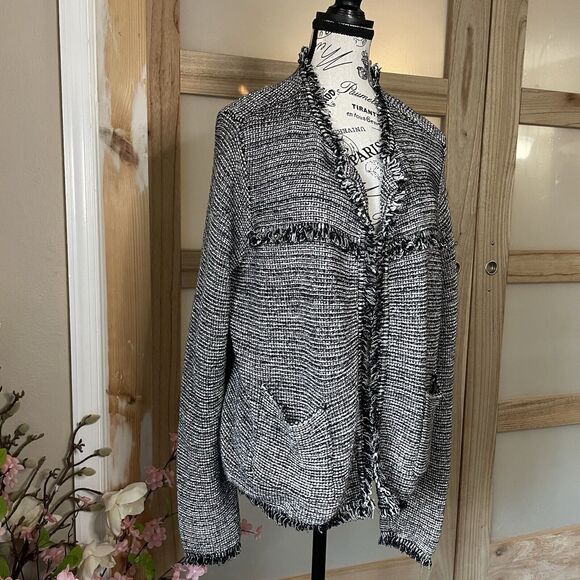 Chico's Women's Size 2 Black White Fringe Jacket  Excellent Condition - Picture 2 of 9